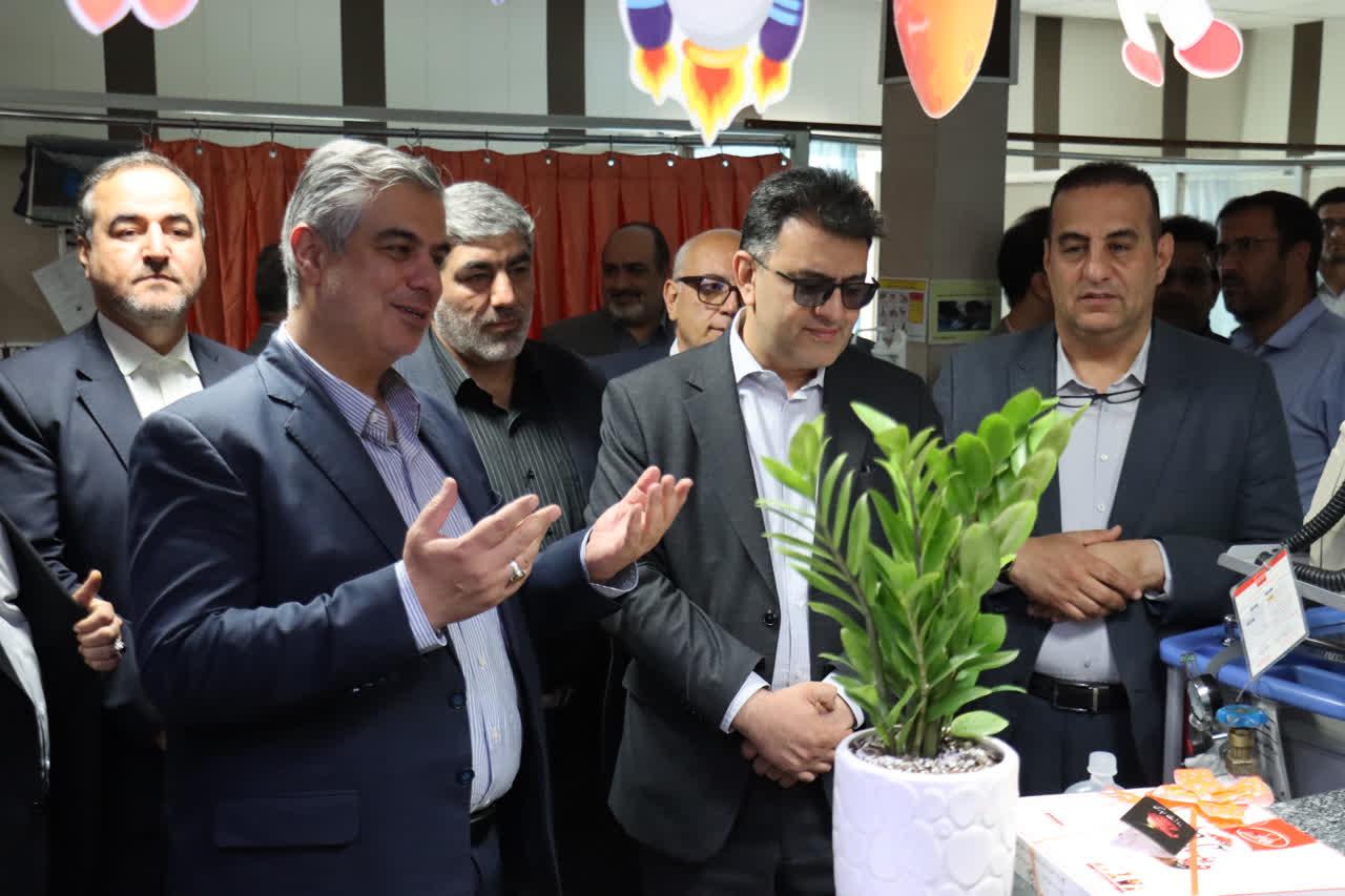 تجلیل از پرستاران مرکز آموزشی درمانی امیرکبیر به مناسبت روز پرستار